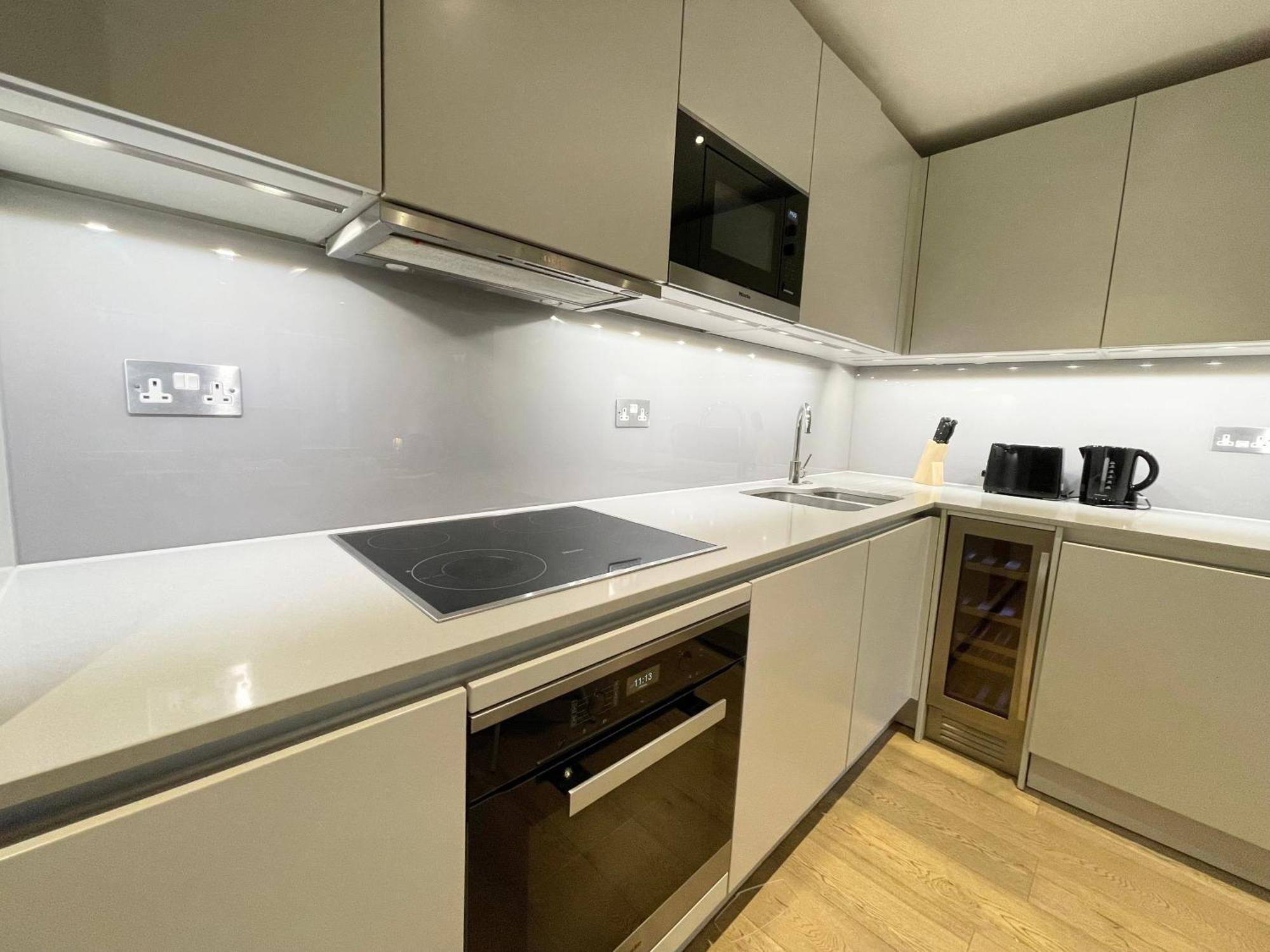 Luxury Apartments In Westminster Лондон Екстериор снимка